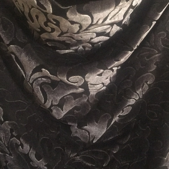 White House Black Market Black/Silver top - Picture 2 of 6